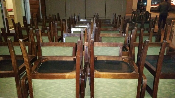 인천공항인근 골프장 식당테이블및의자 폐기처리 폐기물처리현장
